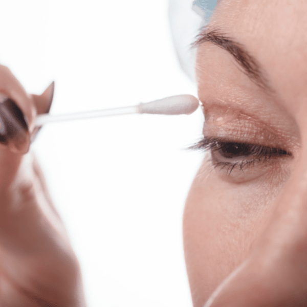 Cuidados no Pós Operatório de Blefaroplastia